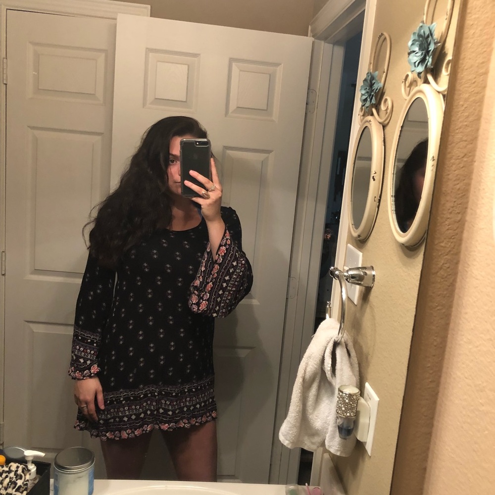 Lose fitting Summer Dress - PERFECT for summer 💛